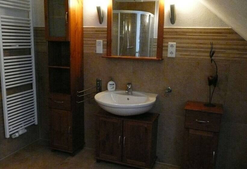 Natural Log Cabin In Waltershausen