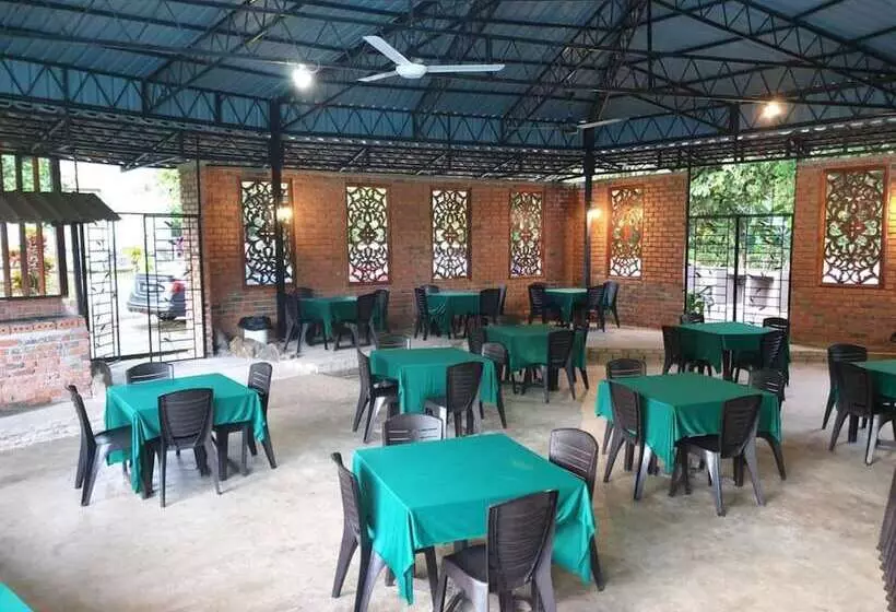 ホテル Alang Kenari Resort