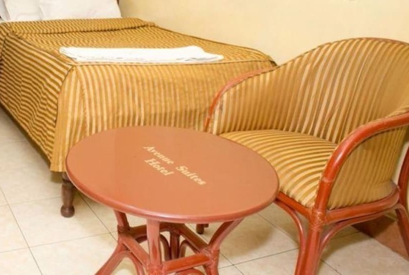 هتل Avenue Suites