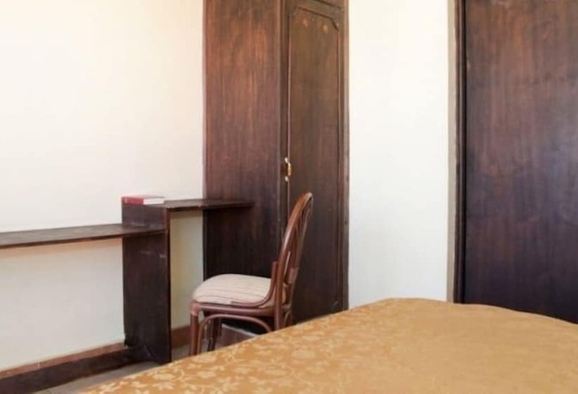 هتل Avenue Suites