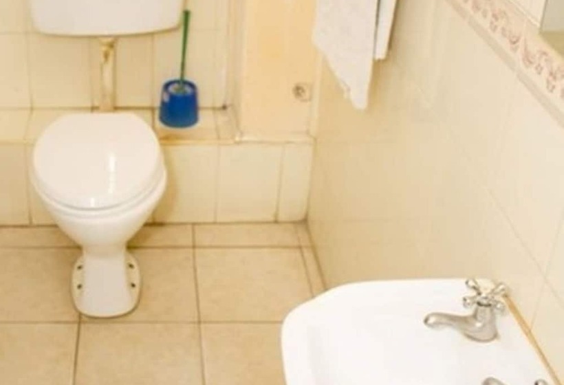 هتل Avenue Suites