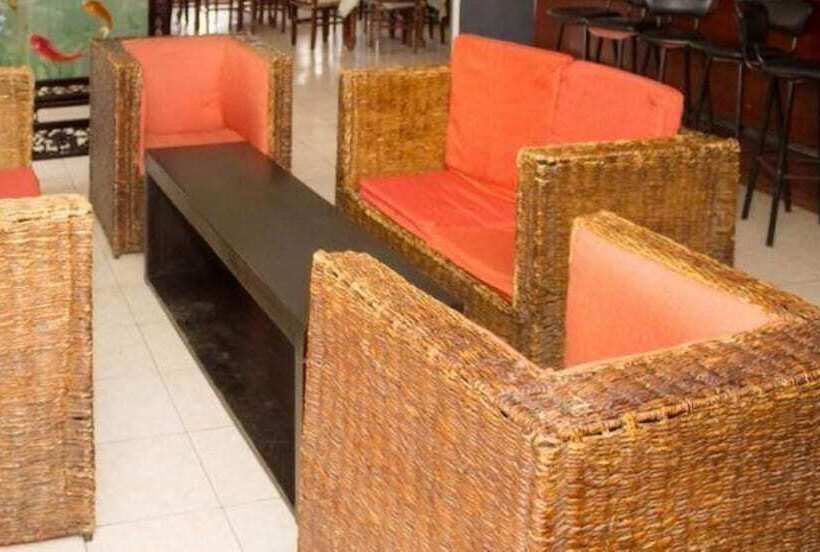 هتل Avenue Suites