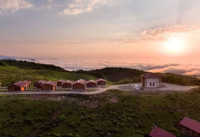 Hotelli Flora Handüzü Resort & Wellness Bungalow