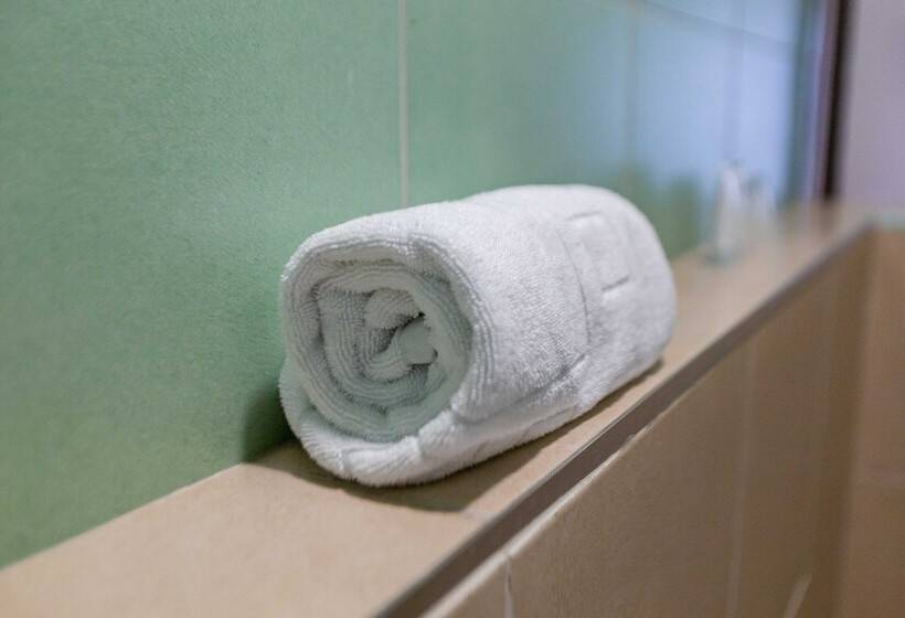 هتل Kozi Suites Nairobi Airport