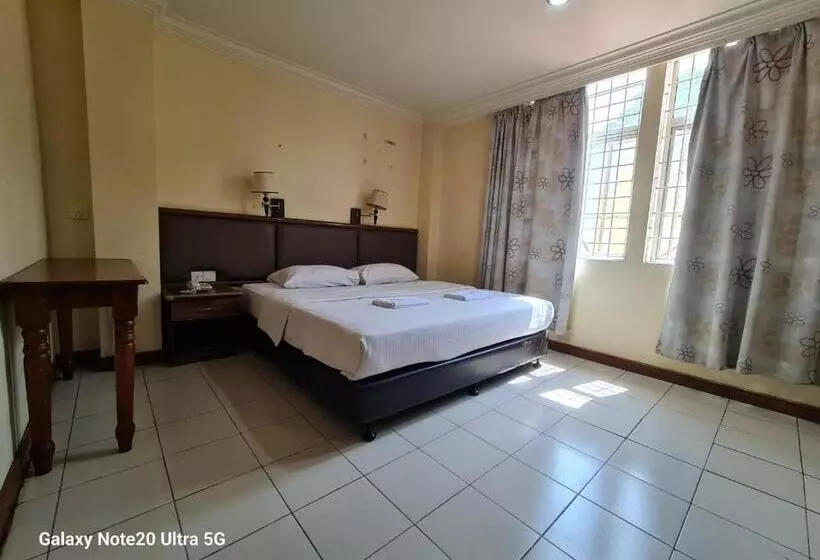 Lady Anne Hotel Sandkan