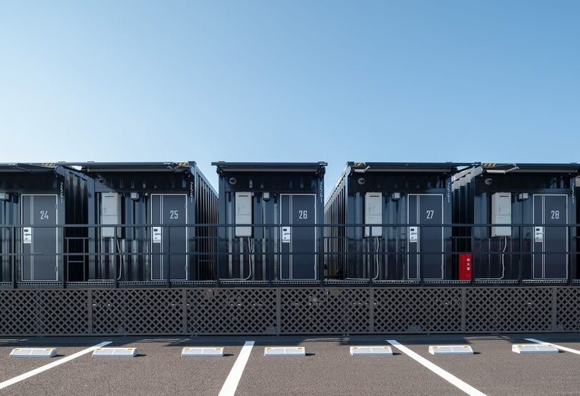 فندق R9 The Yard Ami