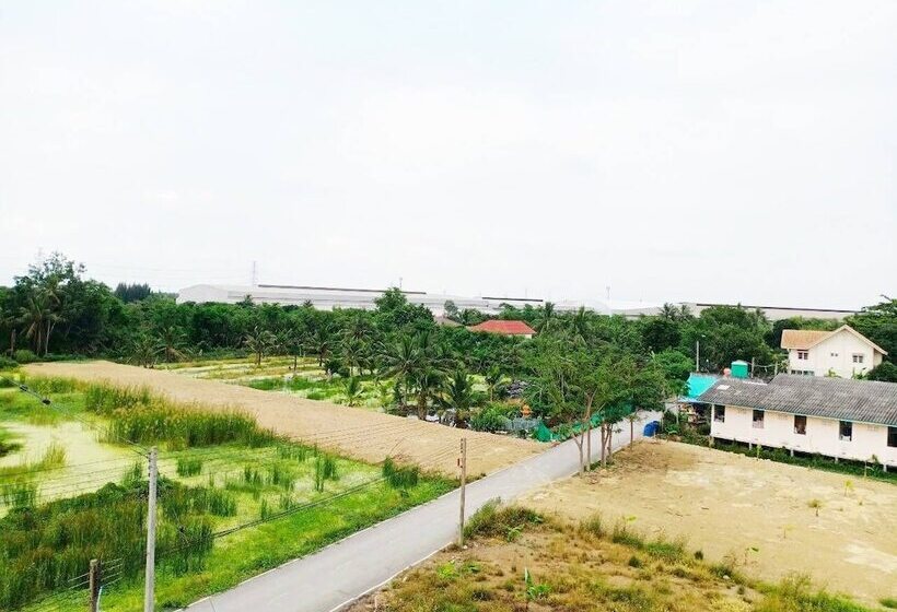 호텔 Samutsakorn Apartment