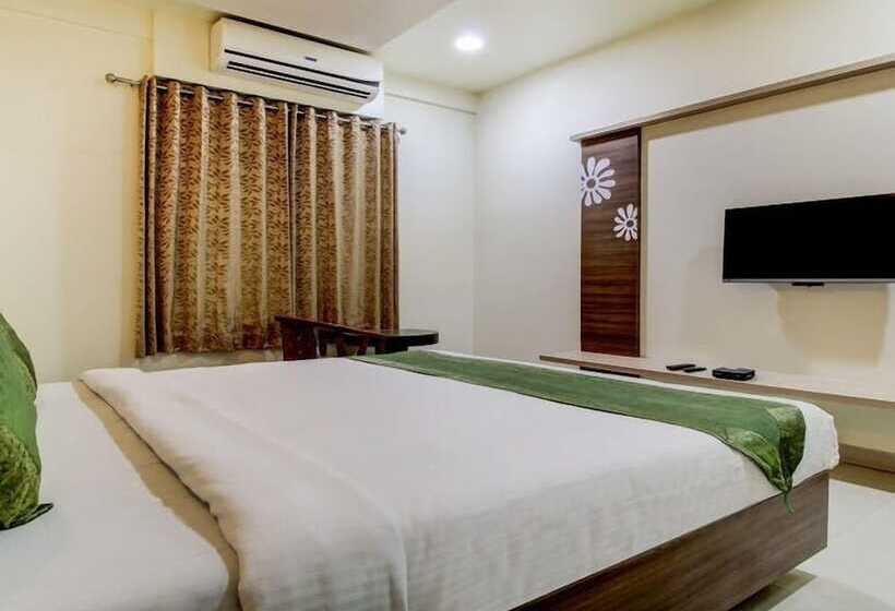 Отель Shahu And Sai Shahu