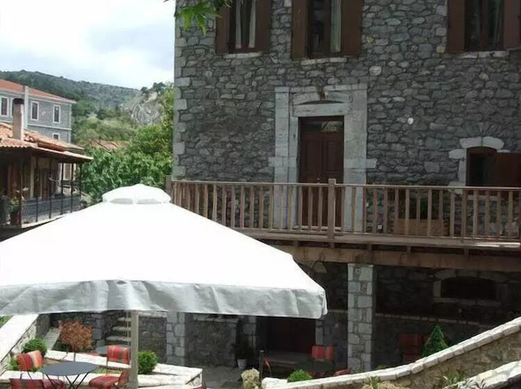 ホテル Tsarbou Guesthouse