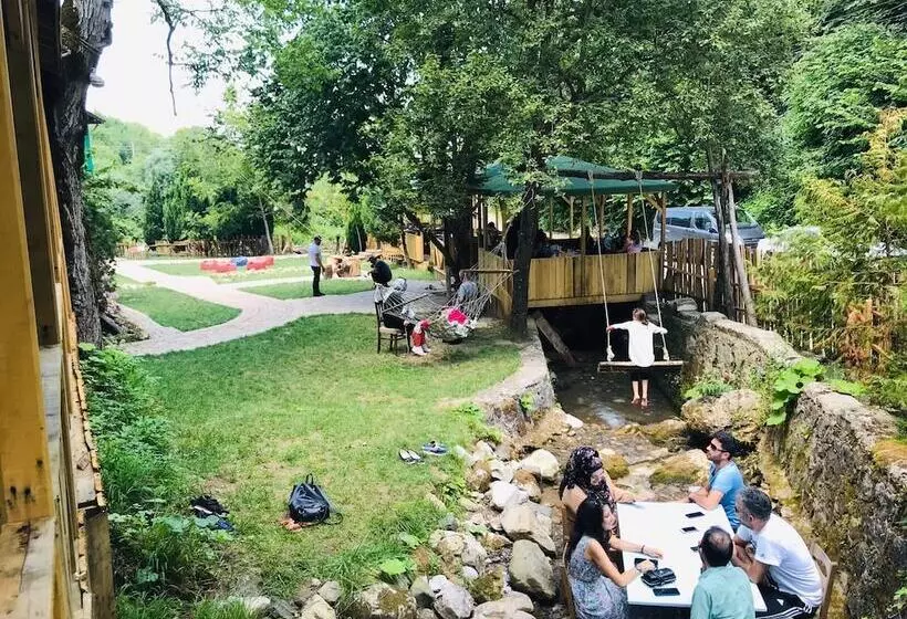 Hotelli Yesil Dus Vadisi Bungalow Restoran