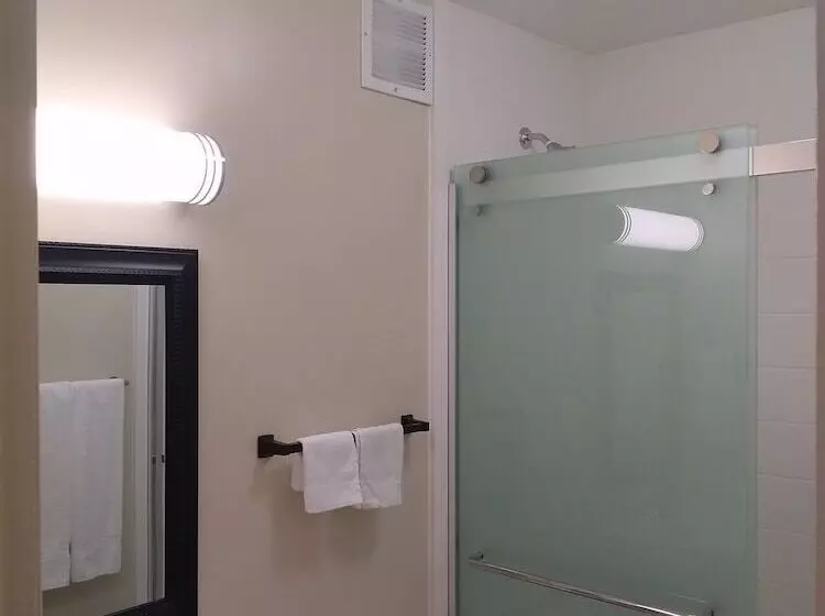 モーテル Red Crown Inn