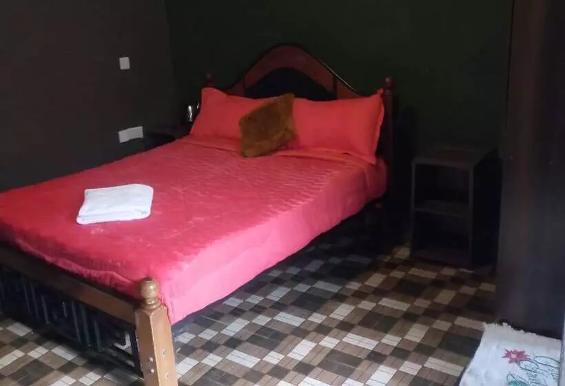 پانسیون Albizia Club Nakuru