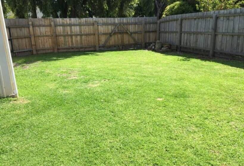 פנסיון Bluefin Tuna Fishermen Whale Watching