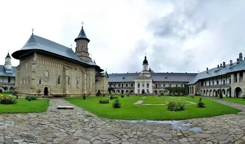 Majatalo Gradinile Romane