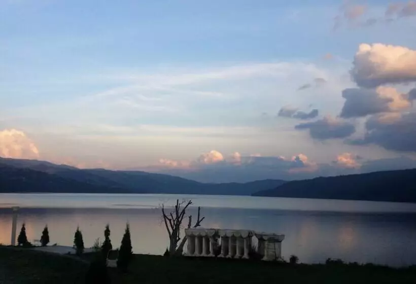 Majatalo Gradinile Romane