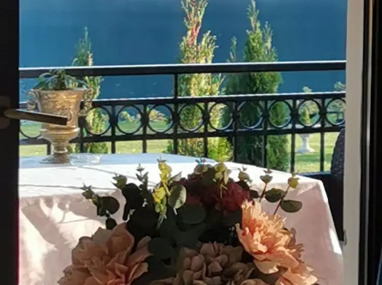 Majatalo Gradinile Romane