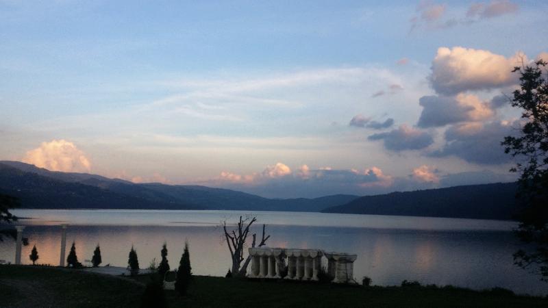 膳宿费 Gradinile Romane