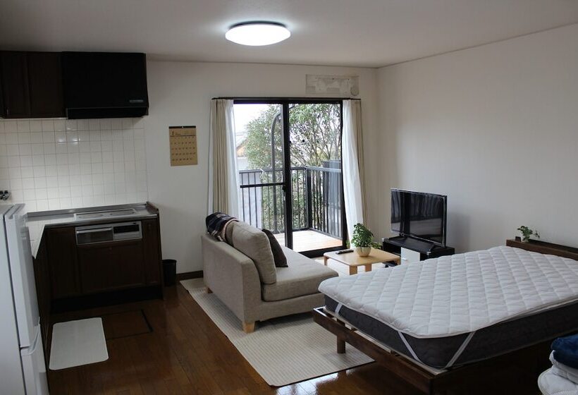 פנסיון Guest House Otsu