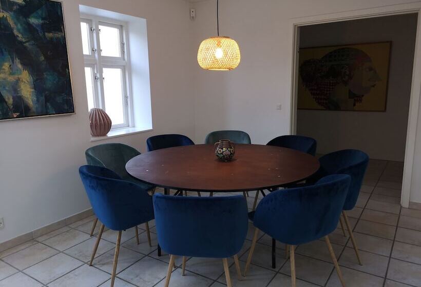 Пансион Midtgolf Guest House