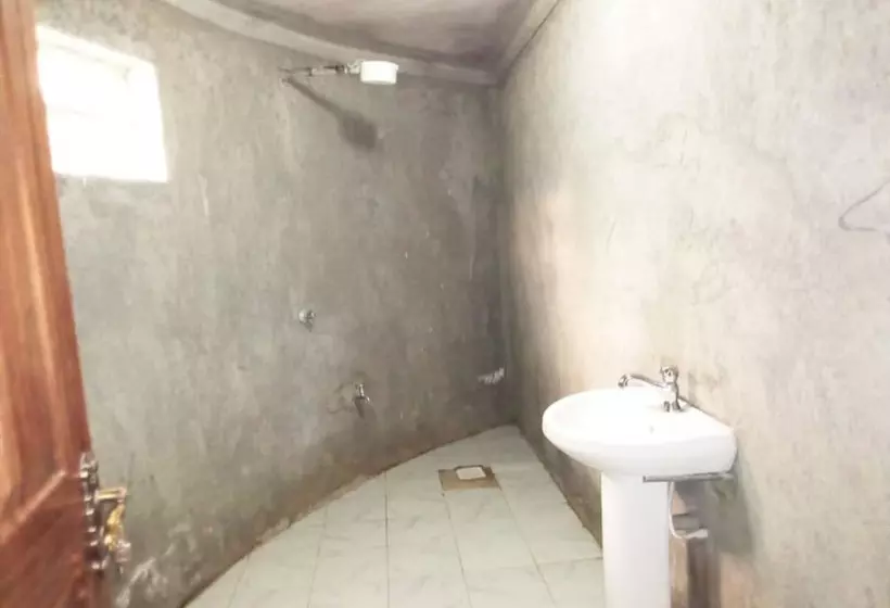 پانسیون Mseven Gardens M7