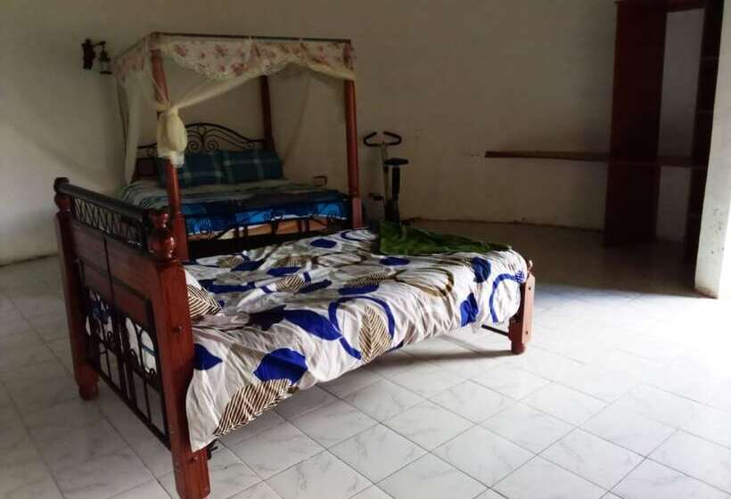 پانسیون Mseven Gardens M7