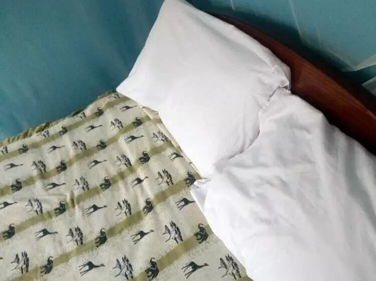 پانسیون Mugoiri Lodge