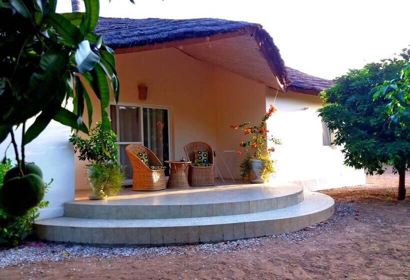 پانسیون Nino Ranch Lodge