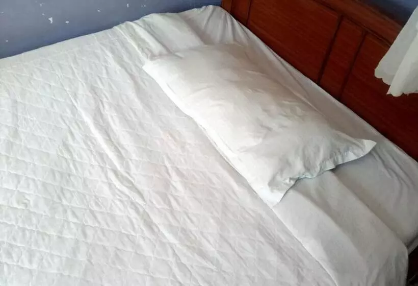 پانسیون Palace Royal Lodge   Adults Only