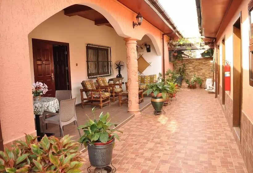 ペンション Santa Monica Home Lodge