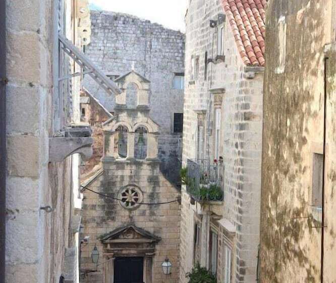 بنسيون Studio In