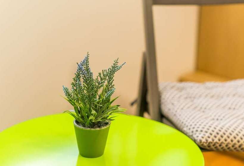 Пансион The Point Room