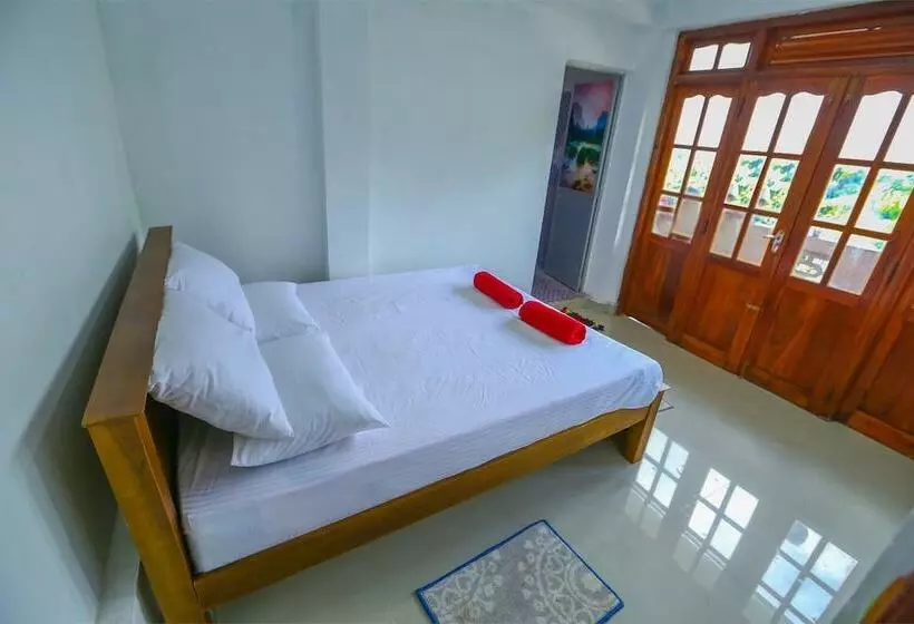 ベッドアンドブレックファースト Janali Homestay