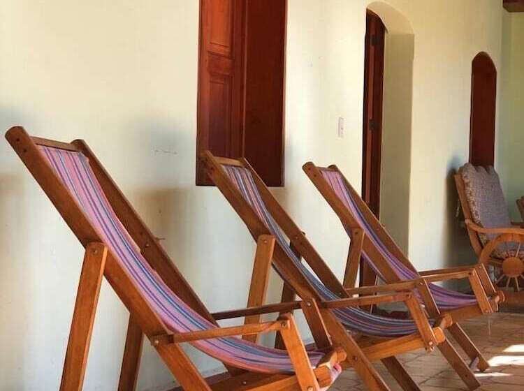 مسافرخانه Vegas Grandpa