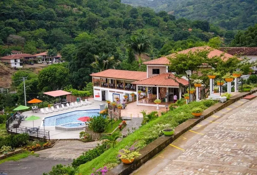 Hotelli Campestre La Montaña