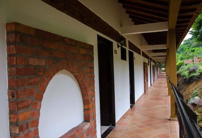 Hotelli Campestre La Montaña