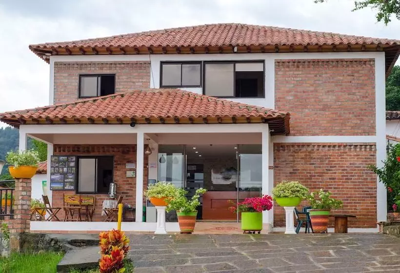 Hotelli Campestre La Montaña