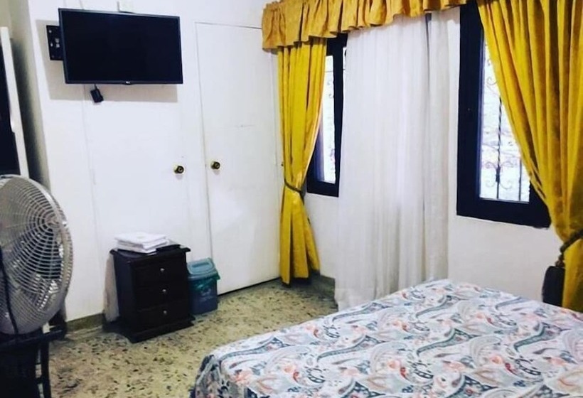 Casa Hotel El Jardin