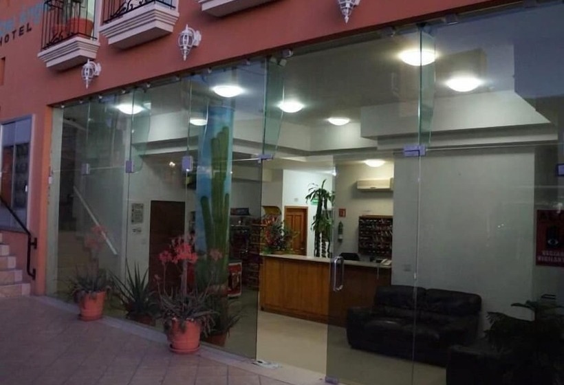 Отель Del Angel Centro