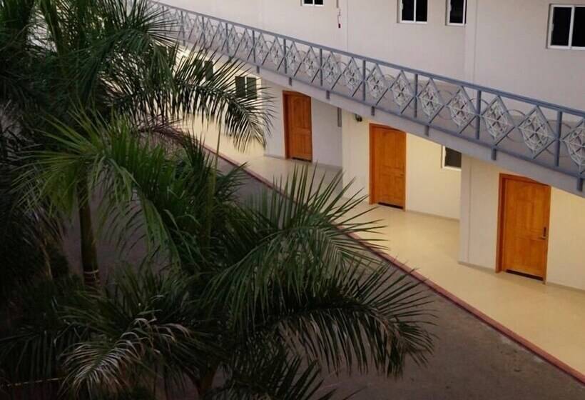 Отель Del Angel Centro