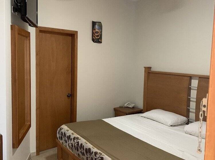 Отель Del Angel Centro