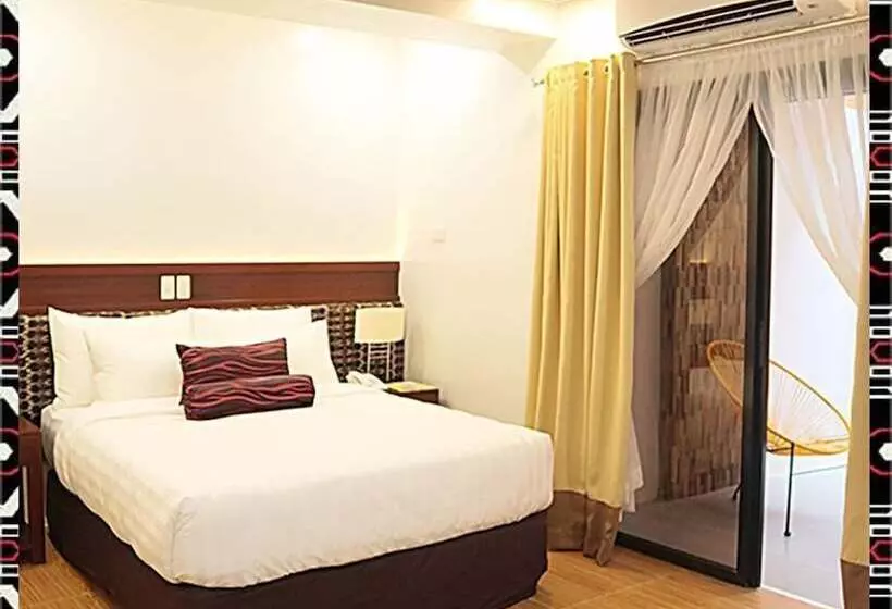 Hotelli Dolores Lake Resort