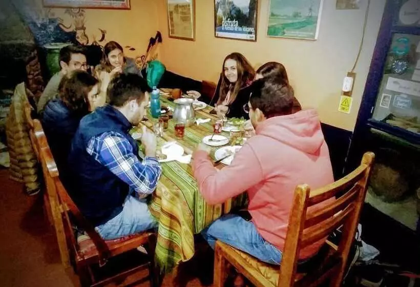 ホテル Hostal Casa Aida