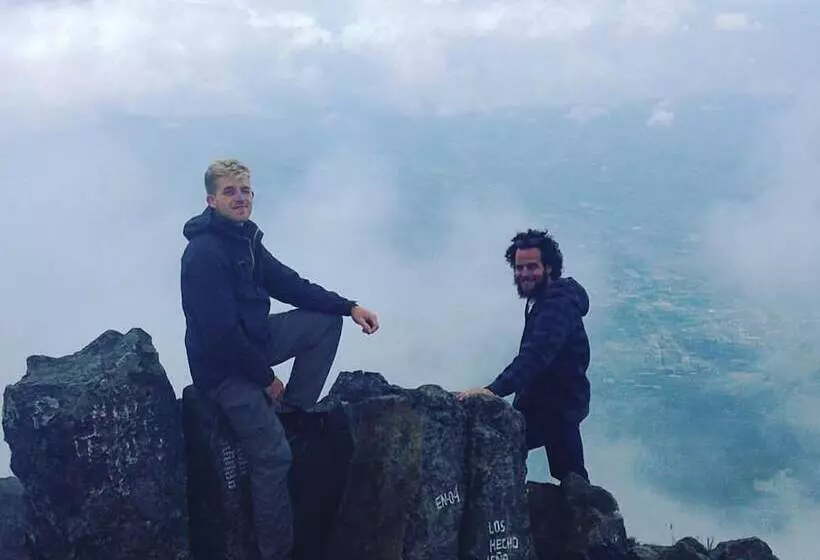 ホテル Hostal Casa Aida