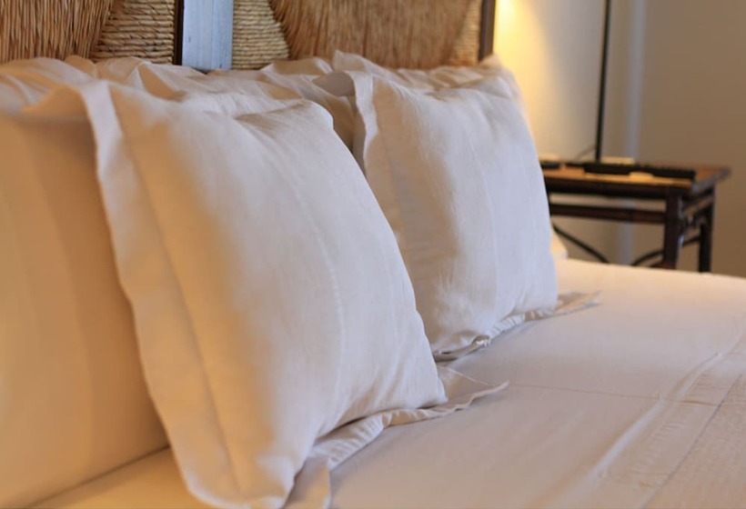 هتل Hostal Del Espinillo