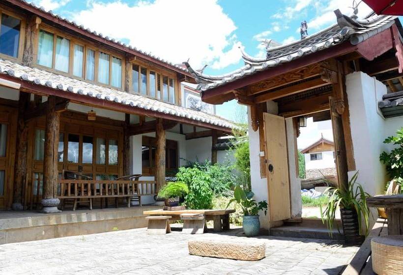 Hotel Lijiang Seven Island Resort