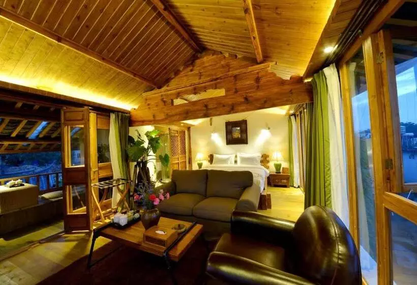 Hotelli Lijiang Seven Island Resort