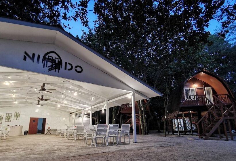 בית מלון כפרי Nido Mantanani Lodge