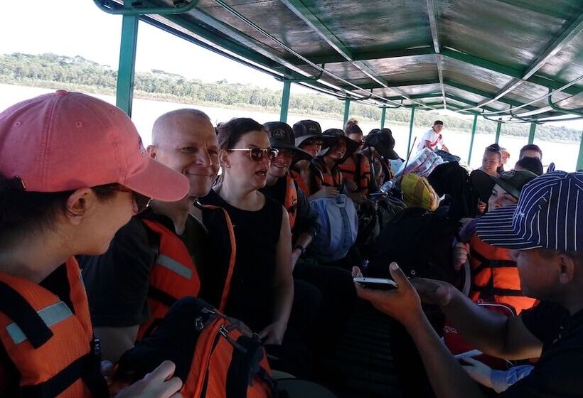 هتل Peru Amazon Garden Lodge