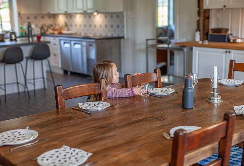 فندق Piltingsrud Gards