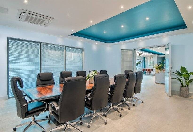 هتل Cane Garden Bay Beach